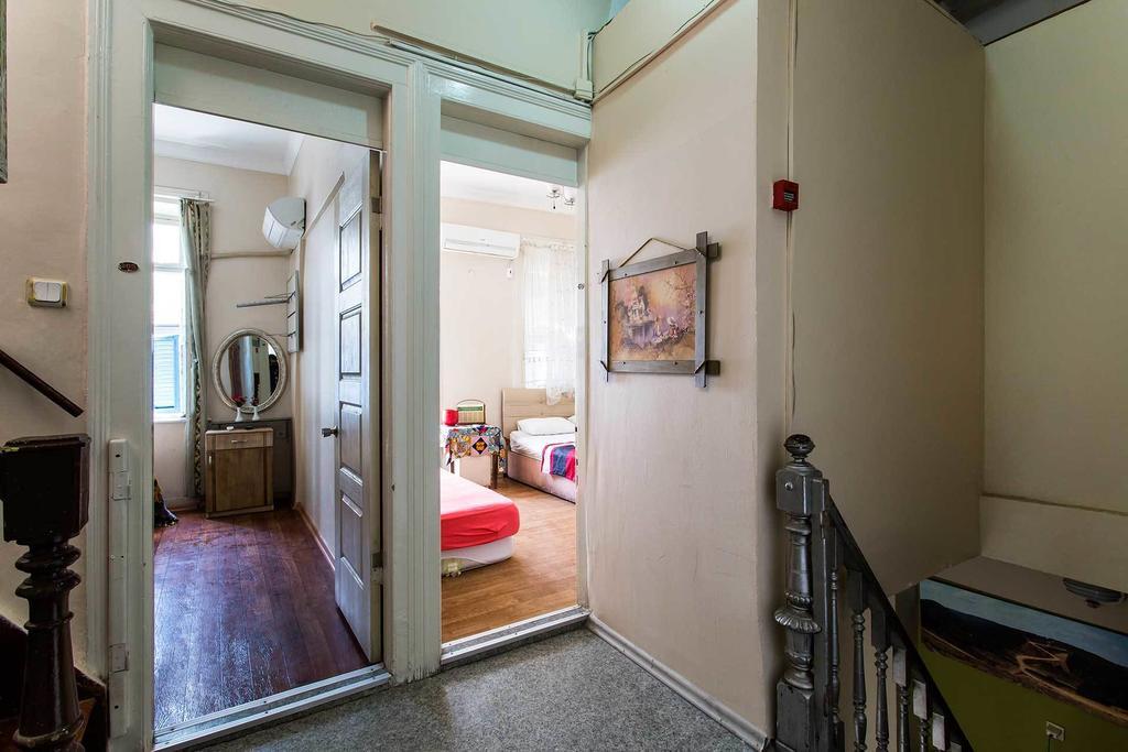 Laguna Otel Pansiyon İzmir Szoba fotó